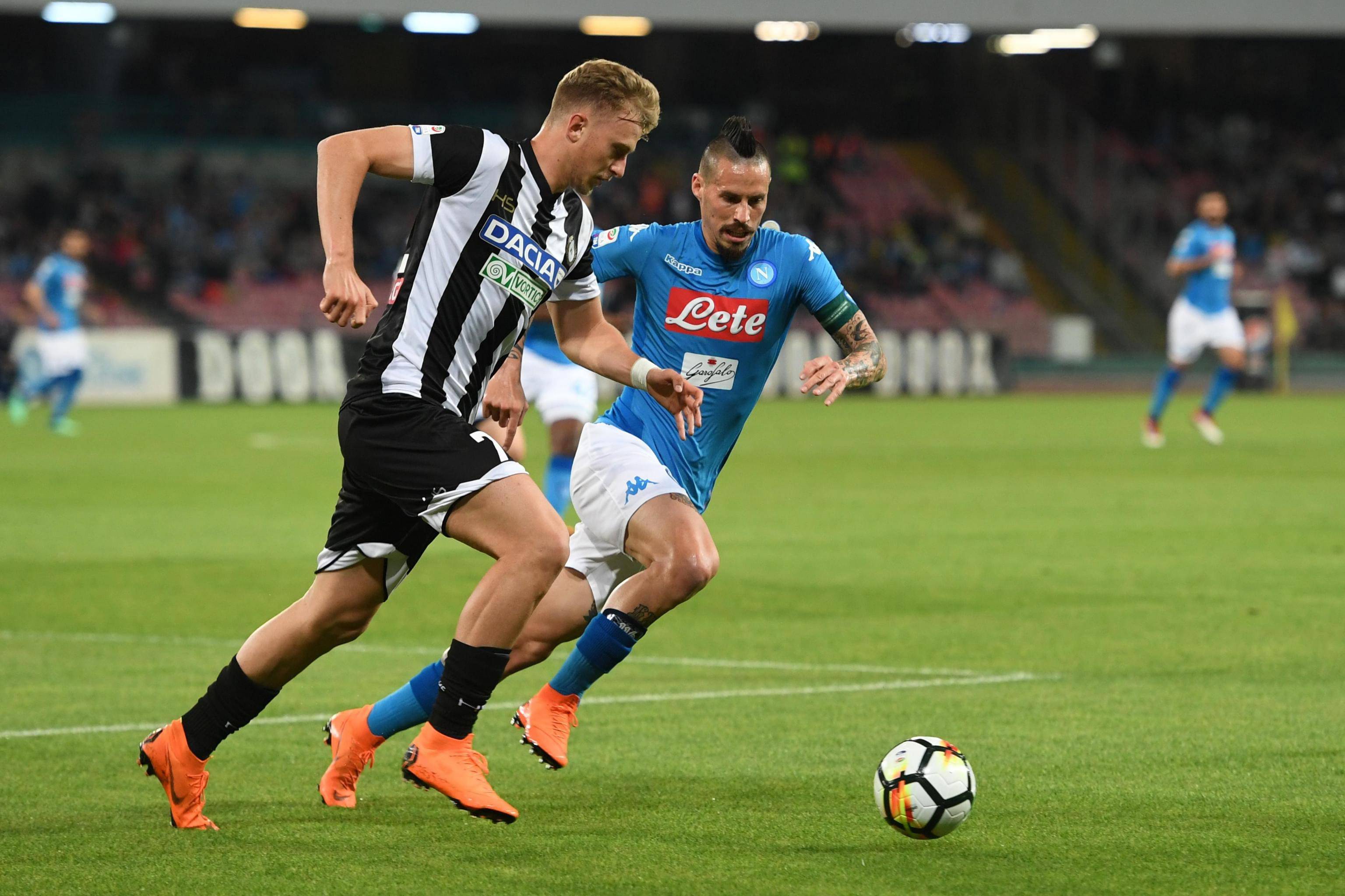 英雄联盟台服官网-包含意甲倒计时，那不勒斯国际比赛日造点机会，细节引发关注，气氛紧张，临场指挥获称赞的词条