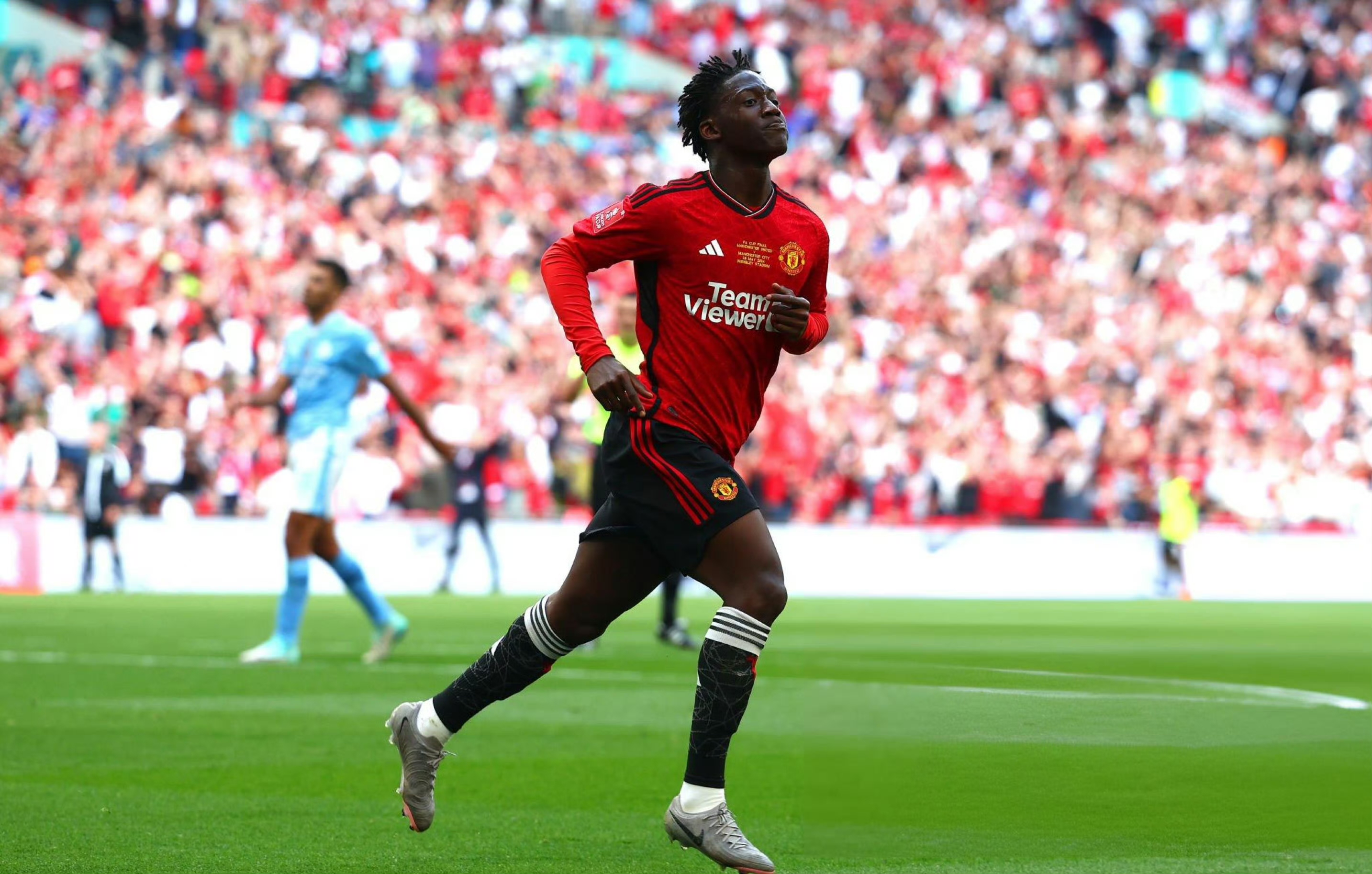 足总杯倒计时,曼联集结日队长鼓劲,细节引发关注,球迷炸锅,赛程密集仍需轮换(初三中考前校长鼓劲会ppt) 足总杯倒计时,曼联集结日队长鼓劲,细节引发关注,球迷炸锅,赛程密集仍需轮换(初三中考前校长鼓劲会ppt)