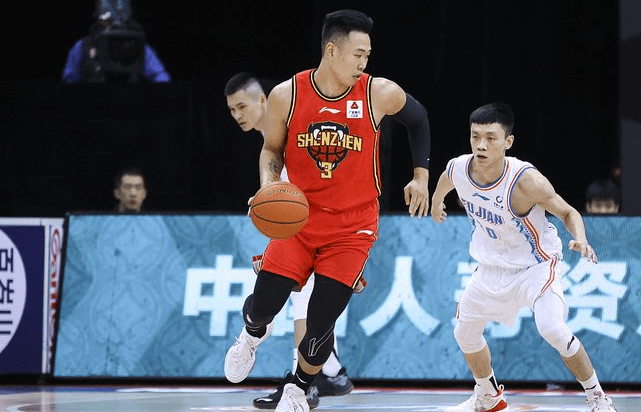 赛前体能课后，上海申花手感冰凉备战欧篮联，信心回归，控场能力受关注(海上日出阅读答案)